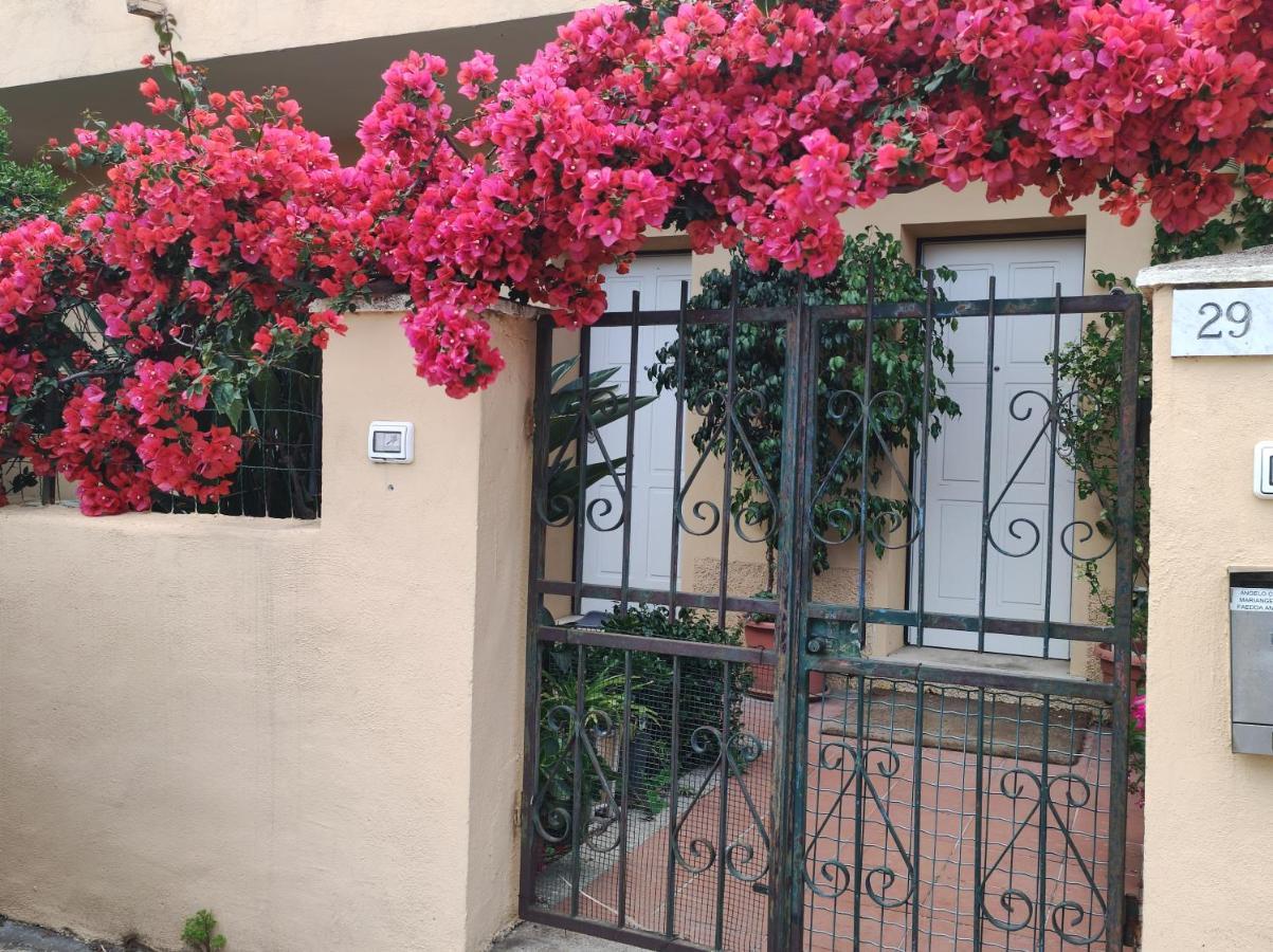Apartament La Casa Di Luca Olbia Zewnętrze zdjęcie
